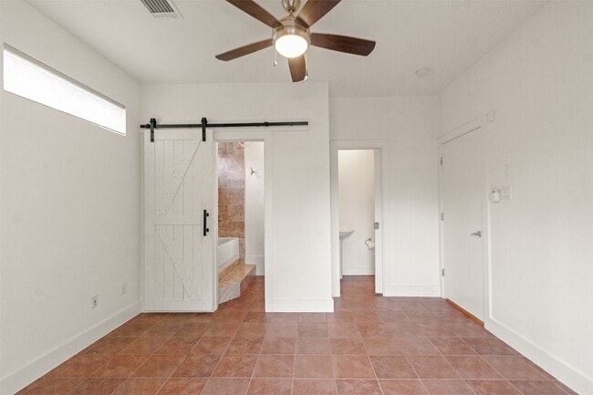 Building Photo - 4501 Eigel St