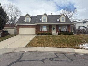 Building Photo - Orem 230 E