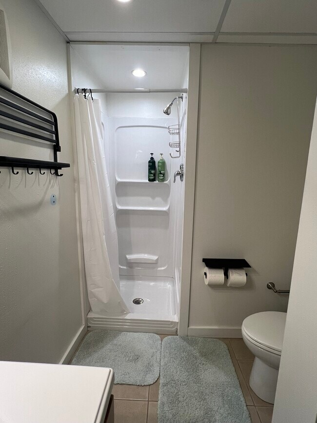 Building Photo - 118 153rd Pl SE