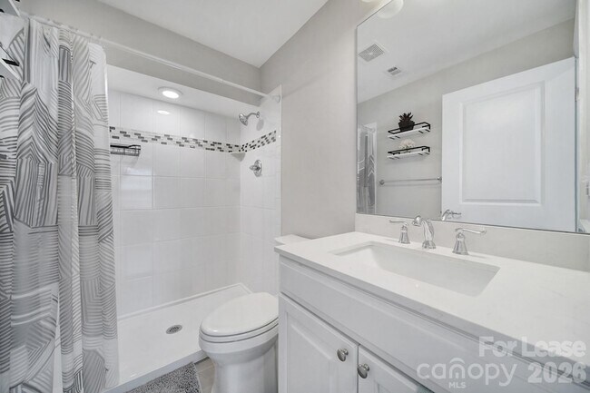 Building Photo - 6710 Carradale Way