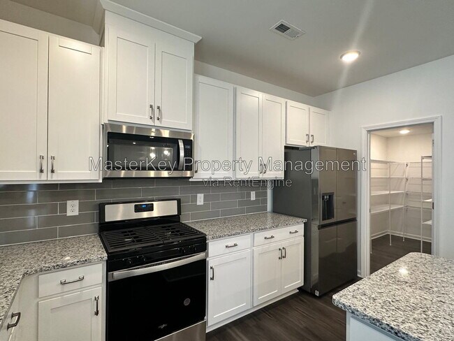Building Photo - 1202 Briar Gate Dr