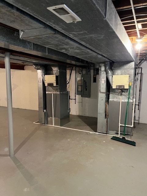 Building Photo - 537 E Center Ave