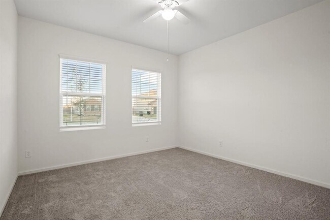 Building Photo - 6306 Highland Trl Dr