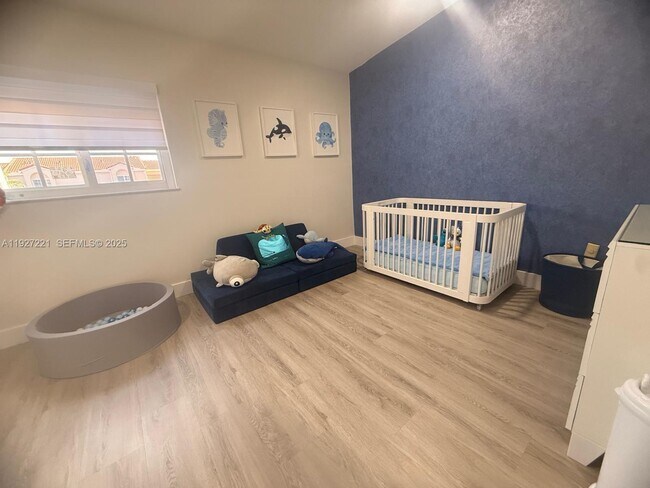 Building Photo - 6864 NW 166th Terrace