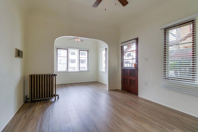 Building Photo - Charming 1-Bedroom Apartment in Bankers Hill!