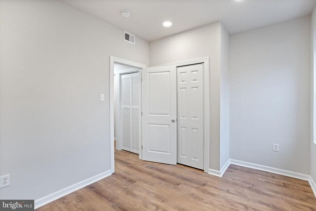 Building Photo - 836 N 42nd St