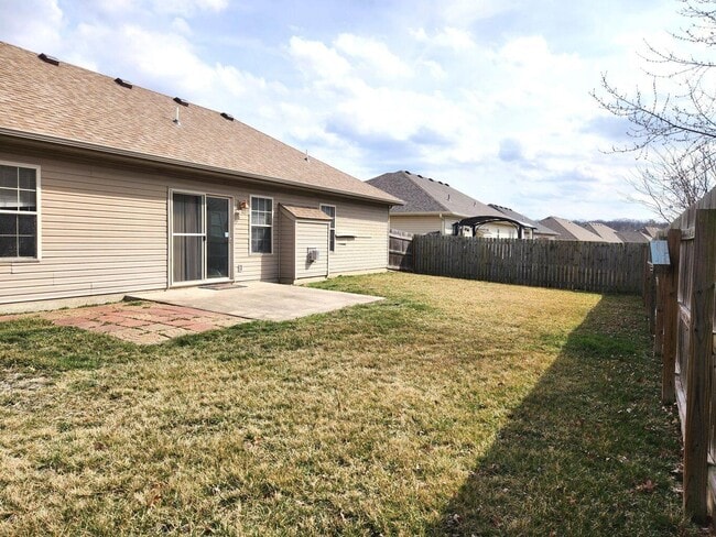 Building Photo - 313 Bay Pointe Ln