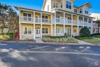 Building Photo - Coastal Living on Amelia Island