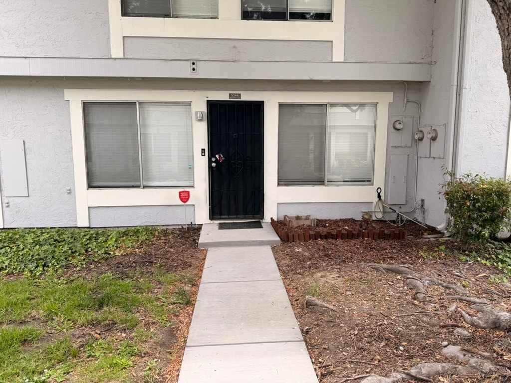 Building Photo - 5044 Bridgepointe Pl