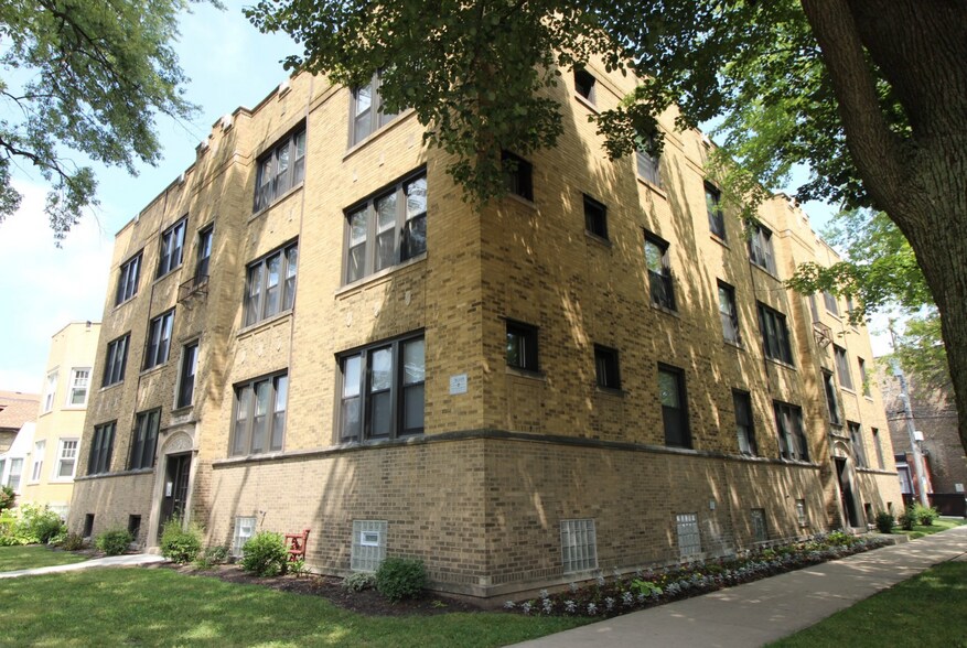 Building Exterior - 6603 N Campbell Ave