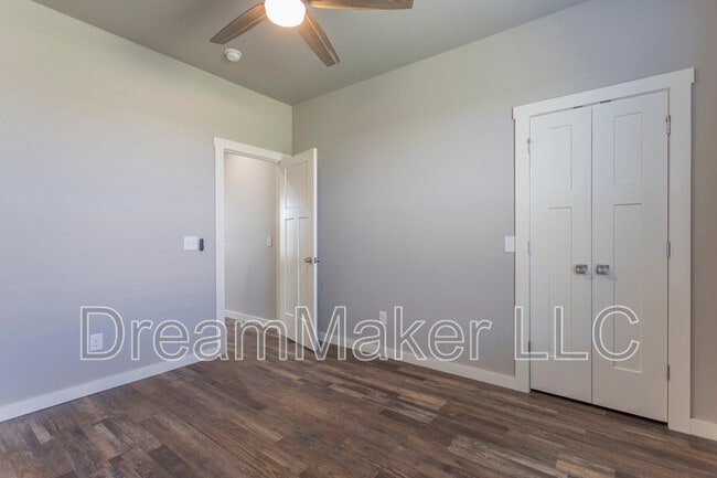 Building Photo - 3141 SE 35th St