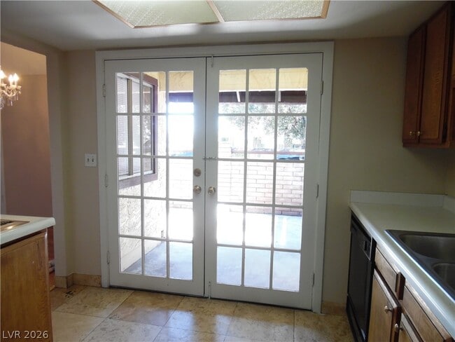 Building Photo - 4411 W Sirius Ave