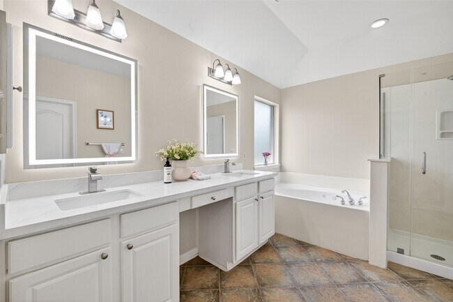 Building Photo - 3210 Princess Bay Ct