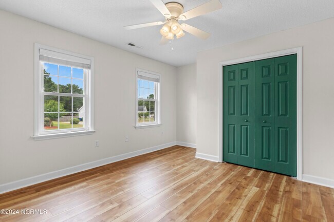 Building Photo - 210 Egret Point Dr