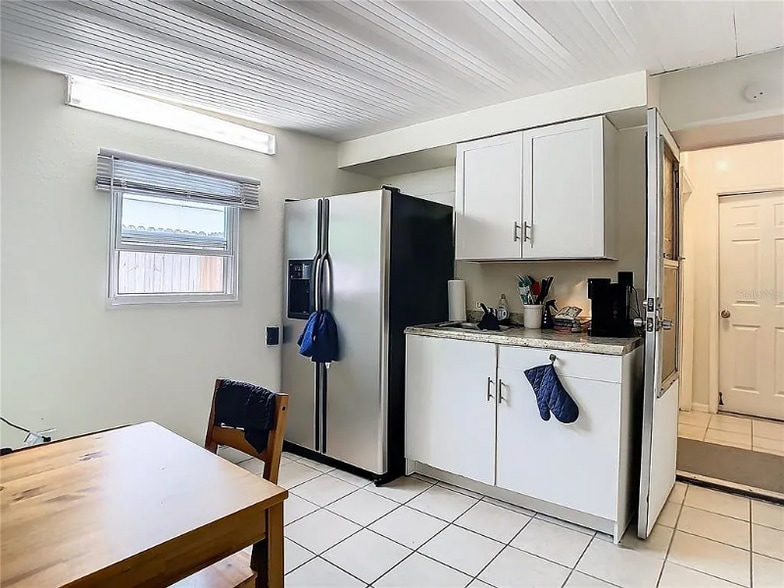 Building Photo - 7677 Montague Loop