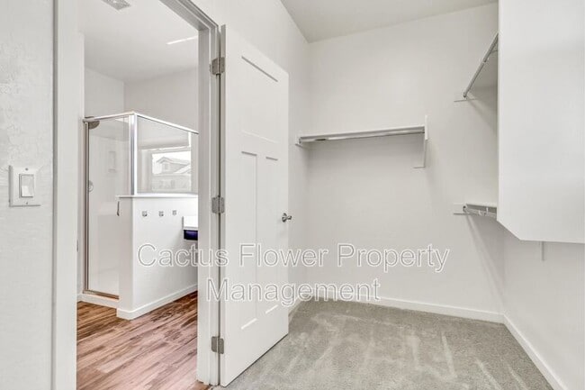 Building Photo - 2734 S Santa Rita