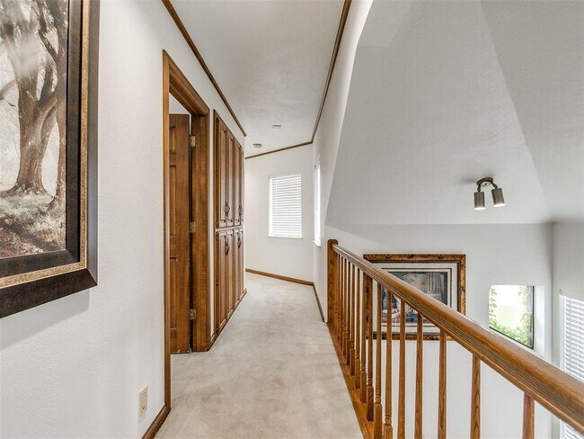 Building Photo - 3465 Brush Creek Rd