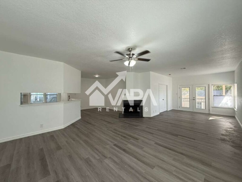Building Photo - 9747 Fortune Ridge Dr