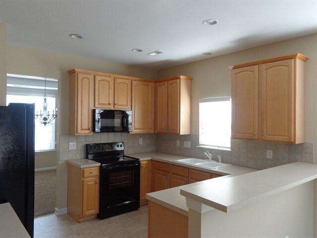 Building Photo - 4504 Sandtyn Dr