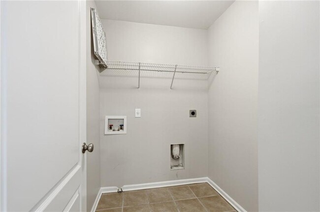 Building Photo - 567 Ridge View Crossing