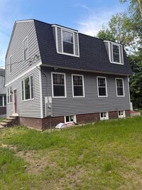 Building Photo - 63 Pine Tree Terrace