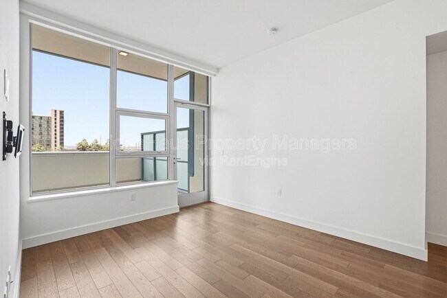 Building Photo - 1388 Kettner Blvd