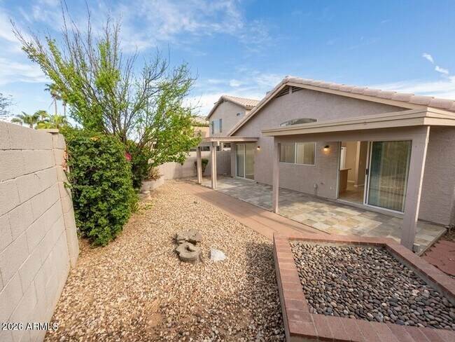 Building Photo - 4148 E Anderson Dr