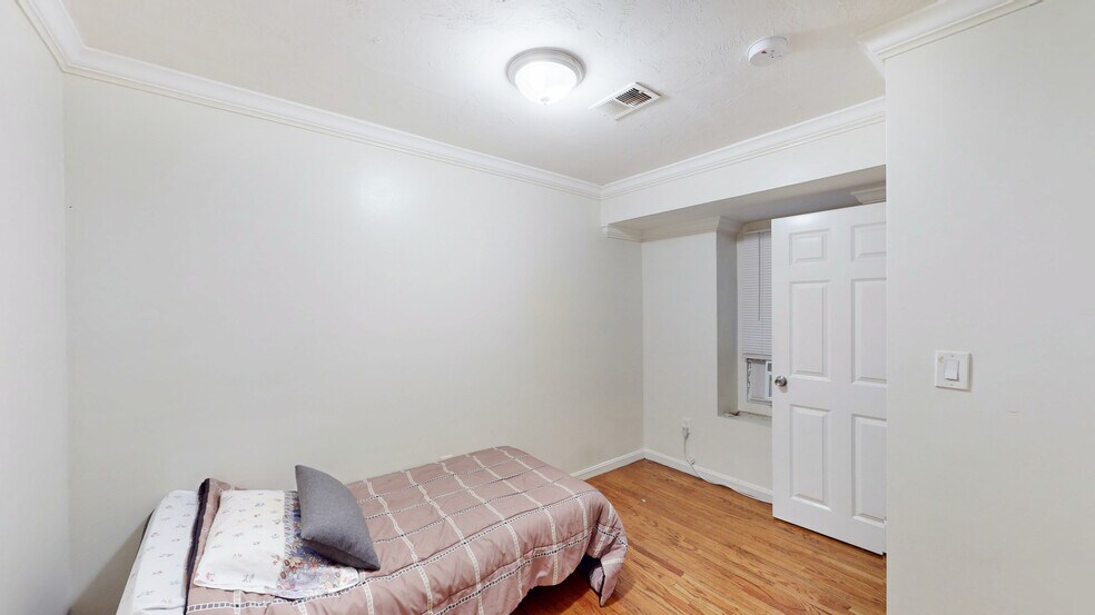 Building Photo - 712 Shawmut Ave