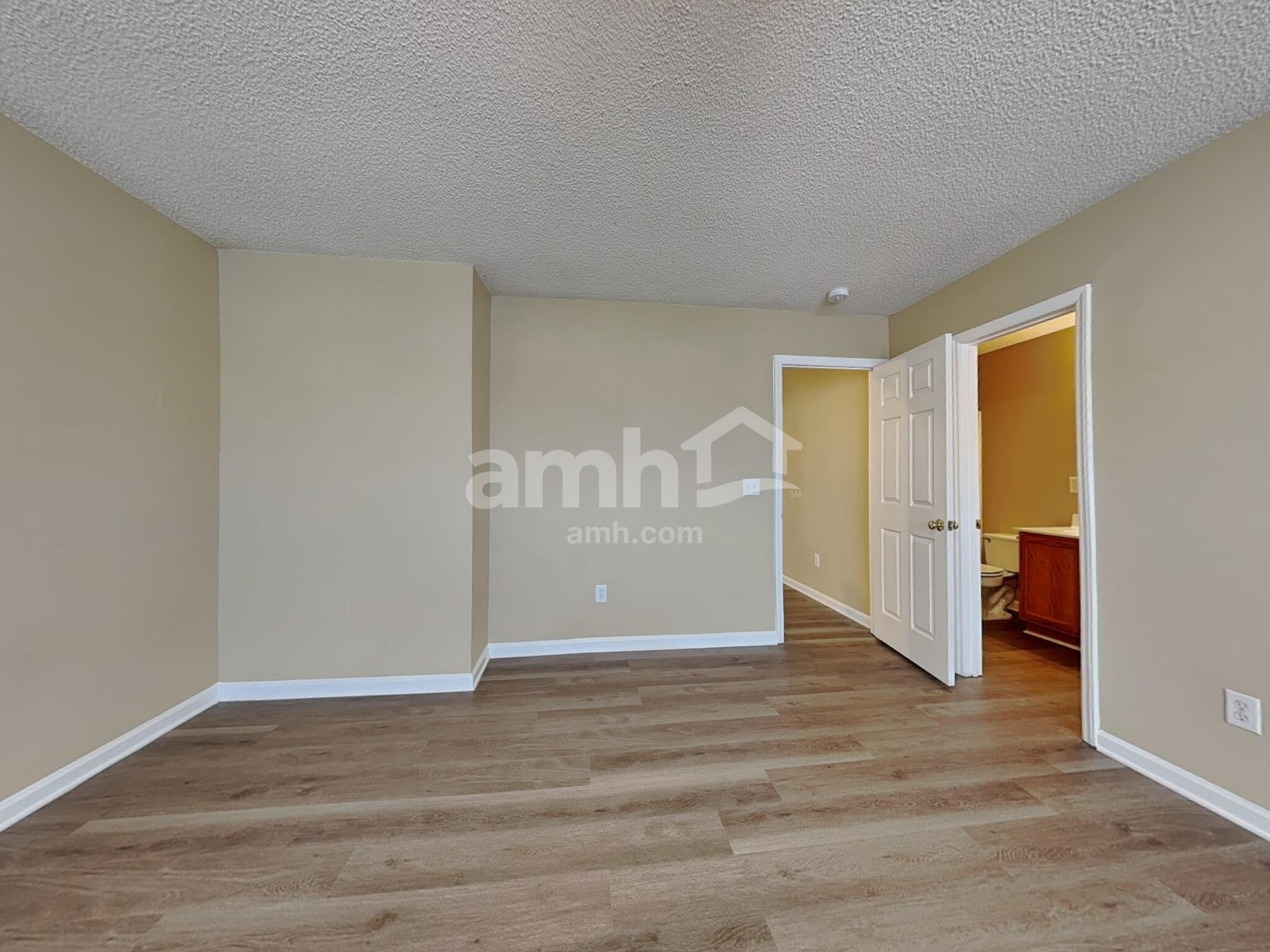 Building Photo - 2208 Tucca Way