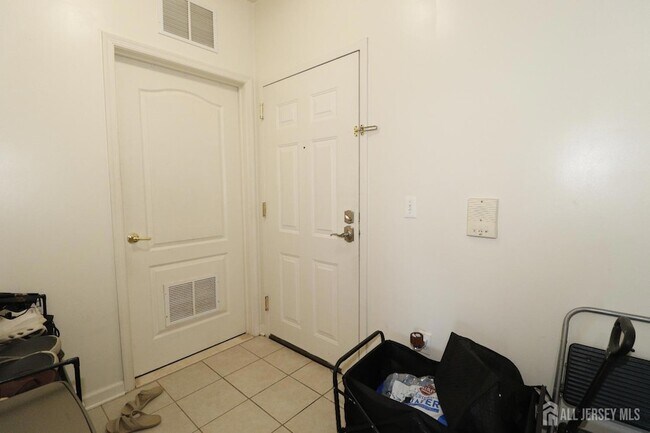 Building Photo - 3223 Edward Stec Blvd