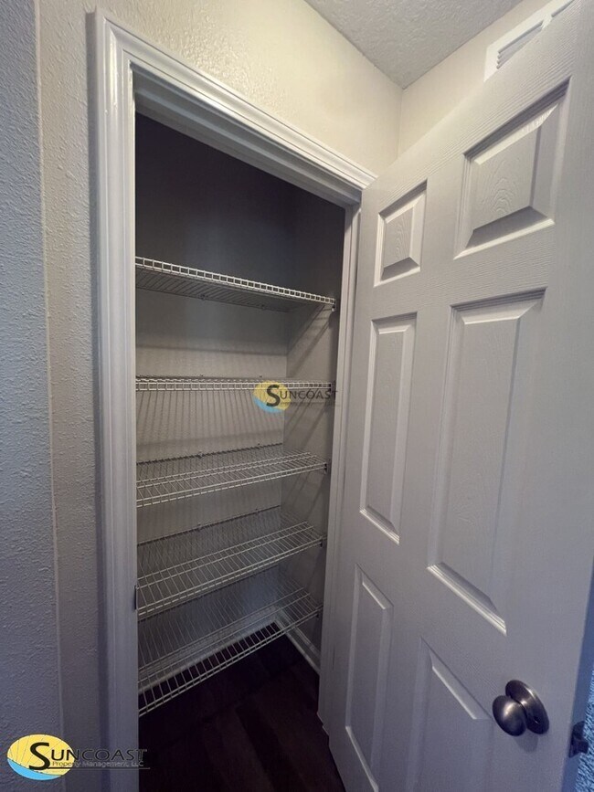 Building Photo - 8777 Kaye Ln