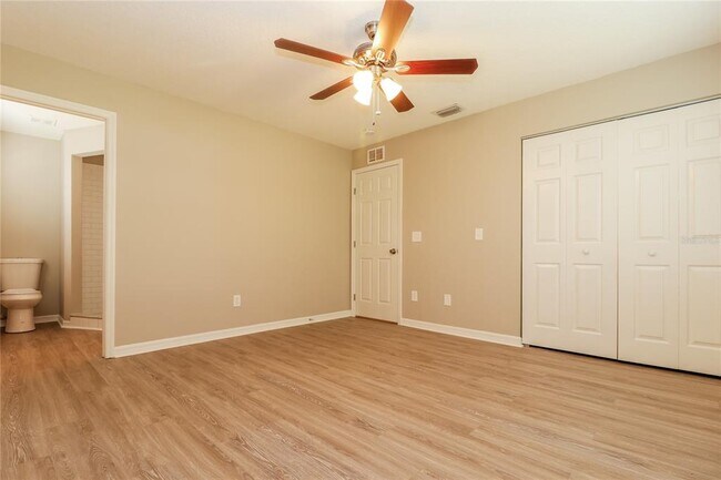 Building Photo - 2050 14th St S