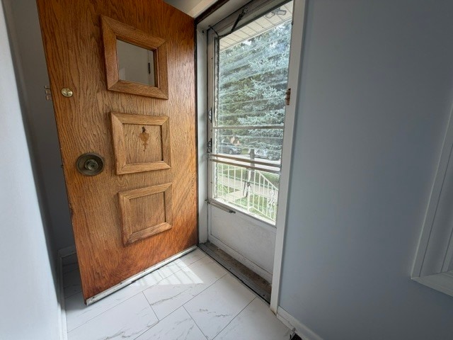 Building Photo - 4414 N Nagle Ave