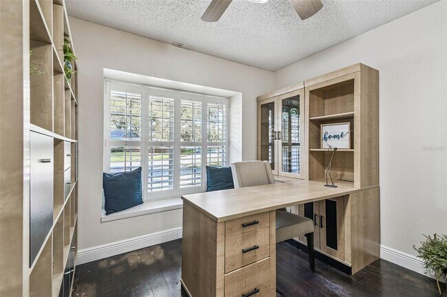 Building Photo - 4161 Rolling Springs Dr