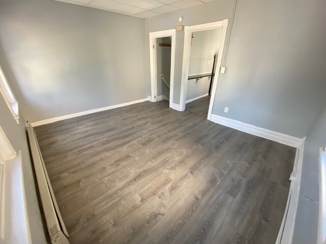 Building Photo - 112 Walnut St