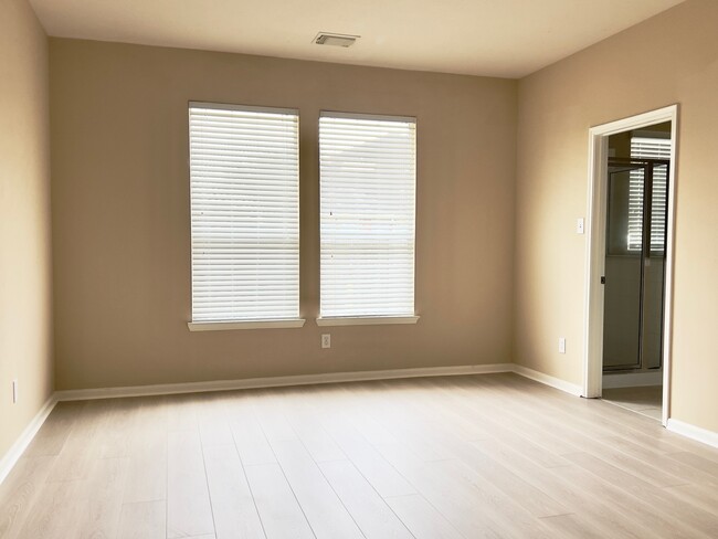 Building Photo - 719 Pickett Hill Ln