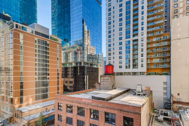 Building Photo - 535 N Michigan Ave