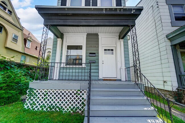 Building Photo - 2228 Reading Rd