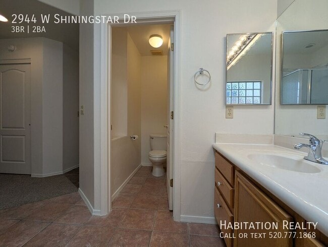 Building Photo - 2944 W Shiningstar Dr