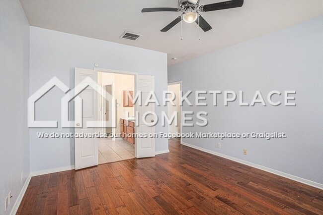 Building Photo - 200 Frontier Cove