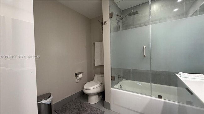 Building Photo - 92 SW 3rd St