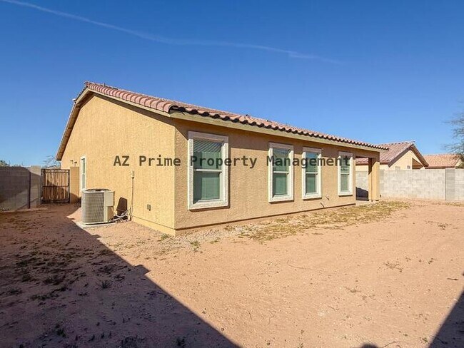 Building Photo - 1209 W Seagoe Ave