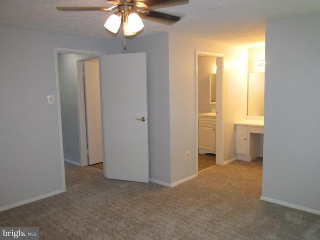 Building Photo - 4906 Berryhill Cir