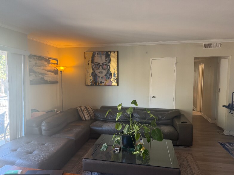 Building Photo - 123 California Ave