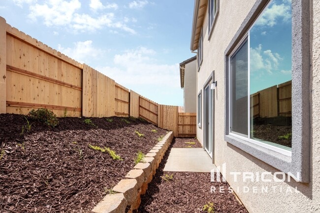 Building Photo - 11674 Venitia Ln