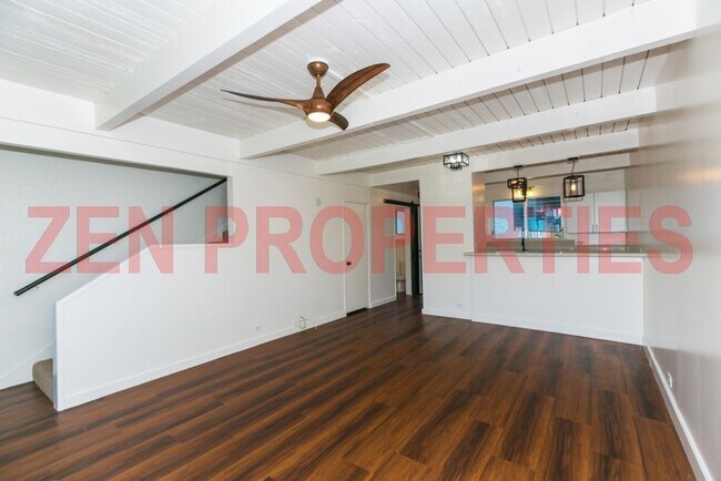 Building Photo - 1379 Hunakai St