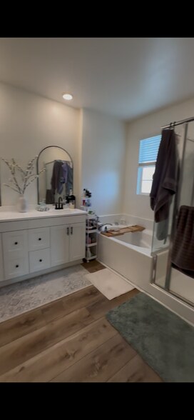 Primary Bathroom - 30321 Town Square Dr