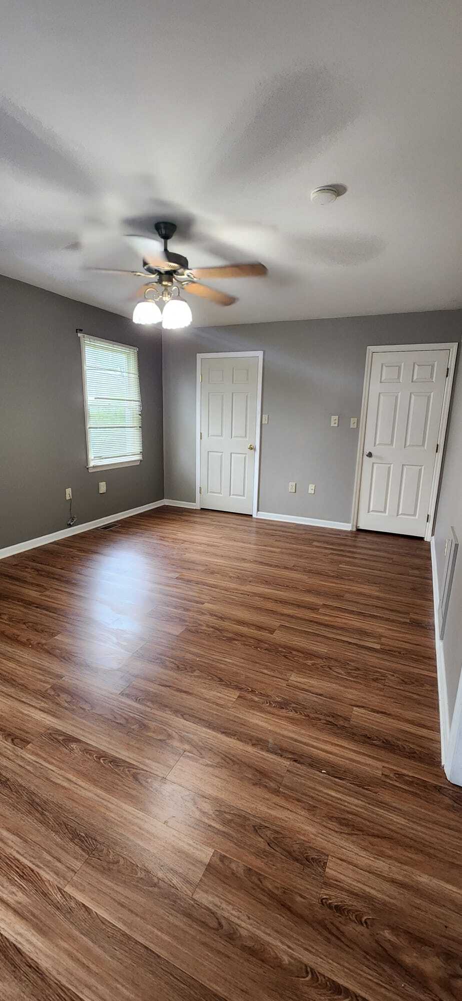 Building Photo - 1038 Boeshore Cir