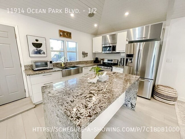 Building Photo - 11914 Ocean Park Blvd