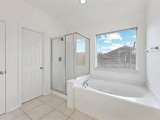 Building Photo - 20127 Broad Run Ln